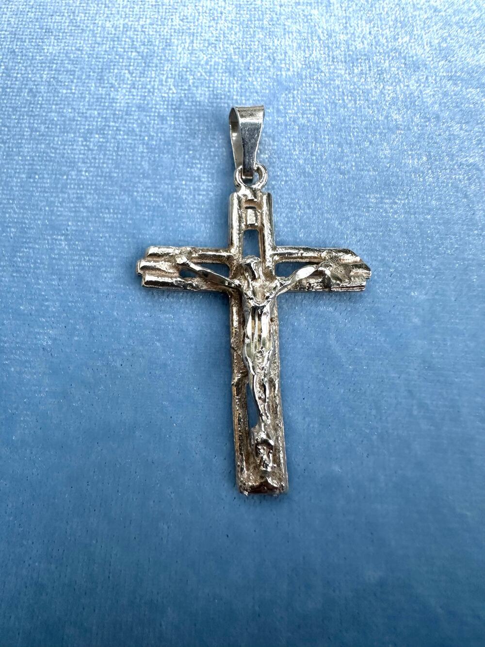 Vintage 925 Sterling Silver Textured Crucifix Cross Pendant Jesus Corpus